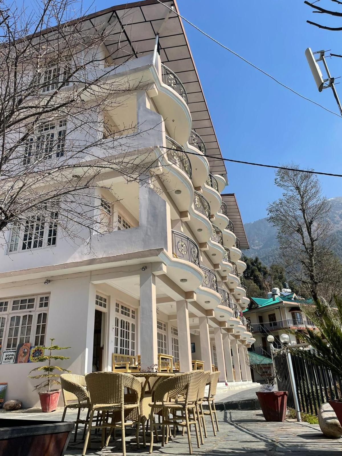 Sky Pie Hotel Dharamshala Buitenkant foto